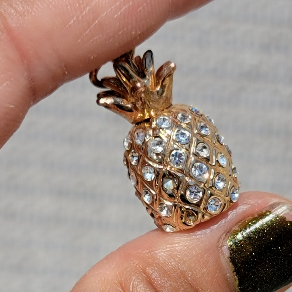 Fabulous gold plated chunky rhinestone studded pineapple necklace pendant READ